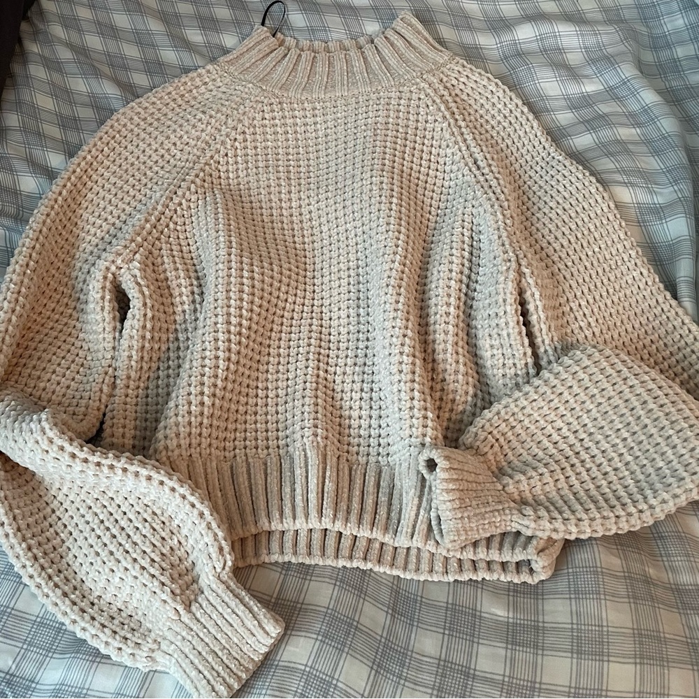 H&M Cream Cowl Neck Sweater with Chunky Knit